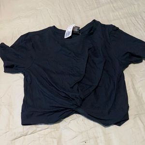 Forever 21 cropped knot front top